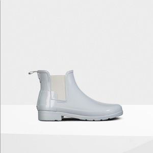 Women’s Refined Gloss Slim Fit Chelsea Boot